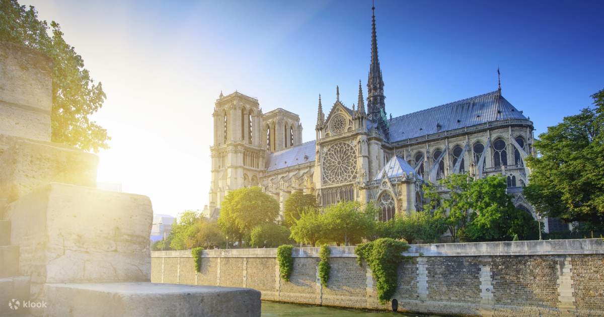 Notre Dame Cathedral SkiptheLine Ticket with Audio Guide Paris
